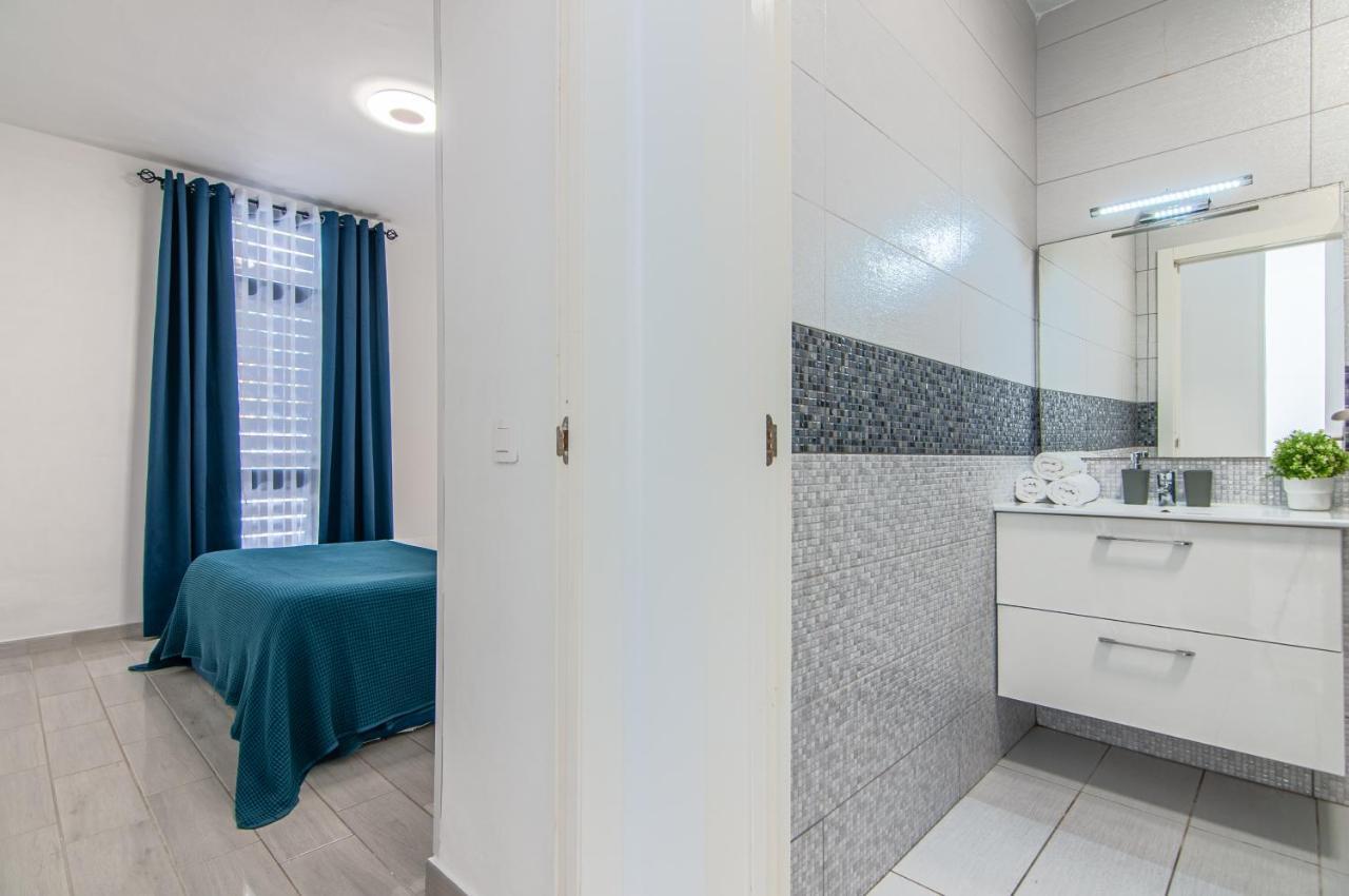 Central 2 Bedroom Apartment Playa De Las Americas 外观 照片
