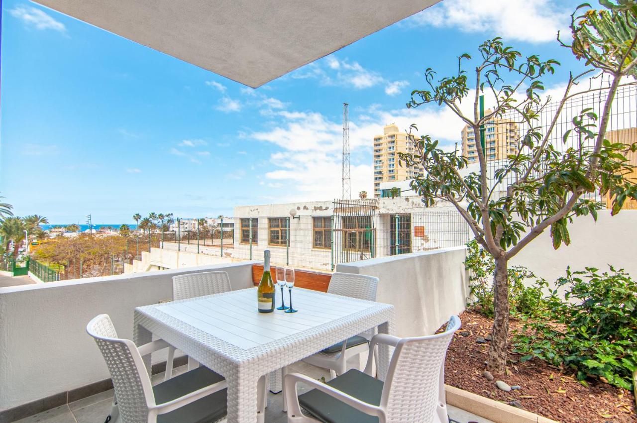 Central 2 Bedroom Apartment Playa De Las Americas 外观 照片