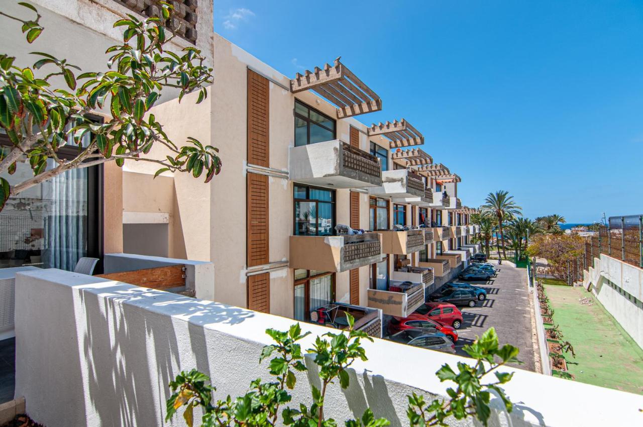 Central 2 Bedroom Apartment Playa De Las Americas 外观 照片
